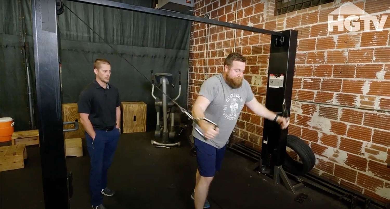 Image of Ben Napier exercising for weight loss